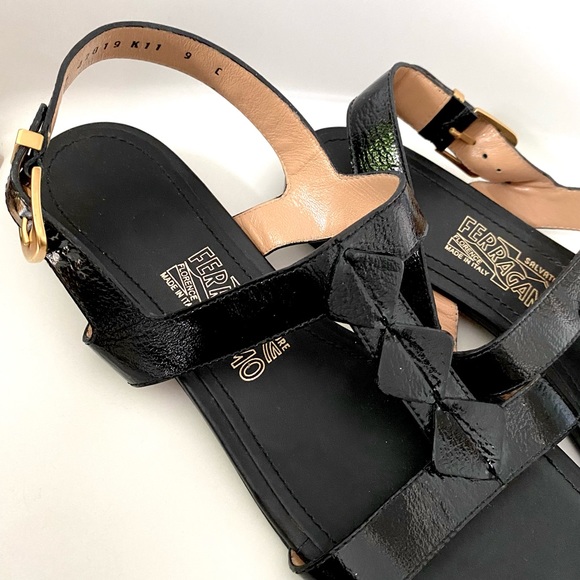 Ferragamo sandals - Picture 3 of 10